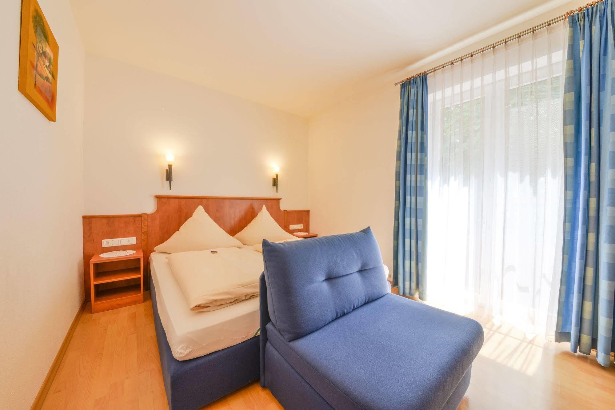 Hotel Waldhof Hohenkammer Екстер'єр фото