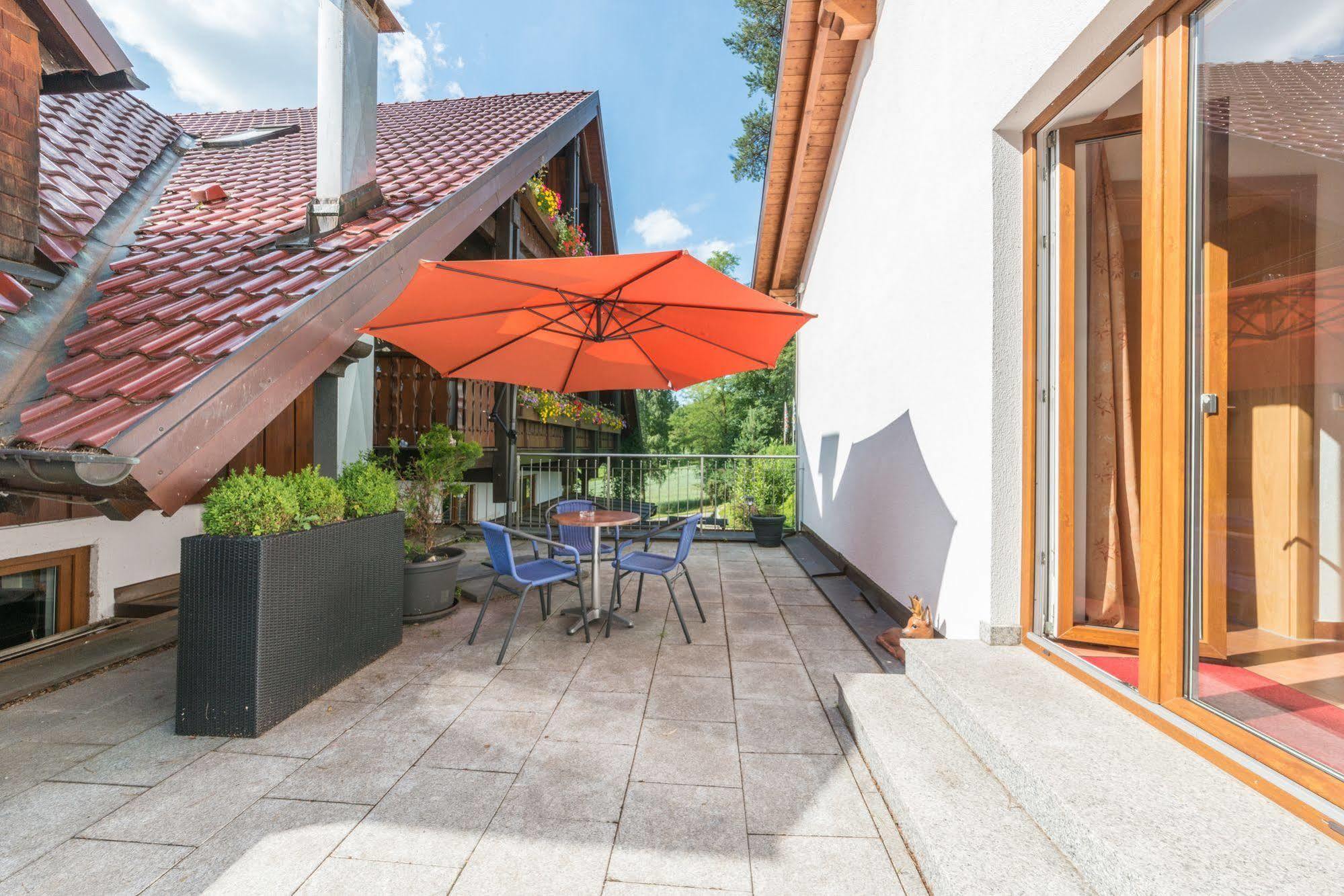 Hotel Waldhof Hohenkammer Екстер'єр фото